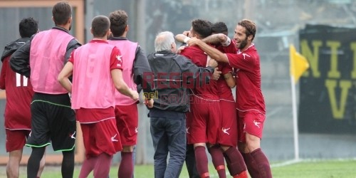 Quotidiano del Sud – Reggina, tra motivazioni e tradizione favorevole