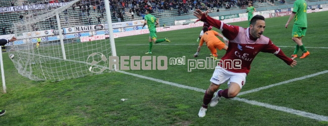 Reggina, la formazione ufficiale: amaranto a trazione anteriore