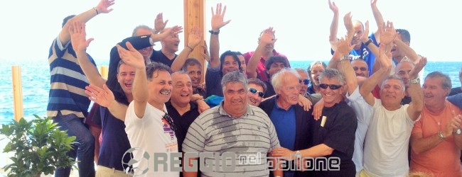 VIDEO – La banda Scala canta l’inno della Reggina (ma qualcuno fa uno scherzo…)