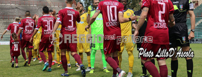 Reggina, affronterai un attacco stellare: “vespe” pericolose soprattutto in casa