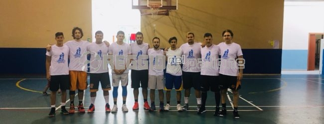 Basket, “Memorial Peppe Condello”: vincono i “Quasi Pensionati”