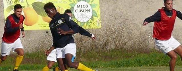 Marius Irie Bisaro a RNP: “Sogno di raggiungere il calcio professionistico”