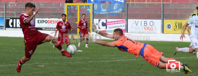 Una spenta Reggina cade al Razza: passa la Virtus Francavilla