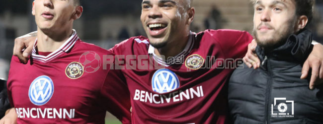 [FOTO NOTIZIA] Gol, sorrisi, coro sotto il settore ospiti: Reggina, che impatto per Baclet!