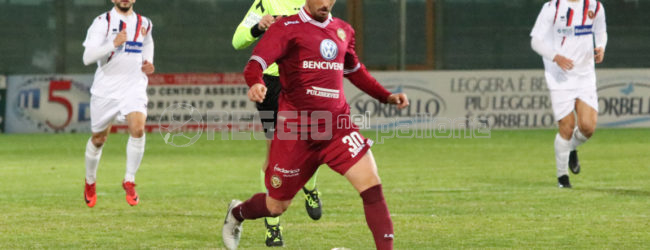 Reggina-Rende, il primo tempo: scossa di Bellomo, amaranto in vantaggio