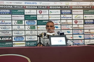 Reggina, Toscano: “Bari? Ecco cosa dovremo fare. Questo gruppo mi sta facendo divertire”