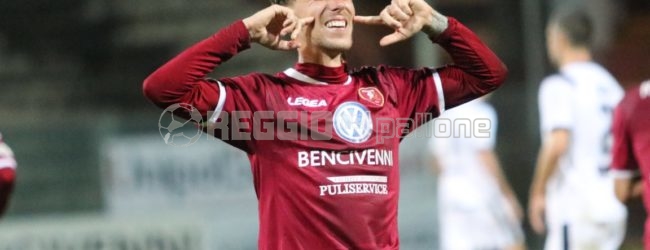 Reggina, l’addio di Corazza: “Mi avete accolto come un figlio, vi porterò sempre con me”