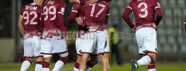 Reggina, niente lista dei convocati in vista della Salernitana: valutazioni in corso per Baroni