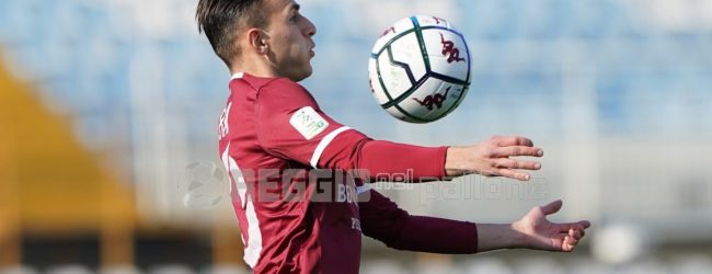 La Reggina prepara la sfida al Monza: Edera e Menez in campo