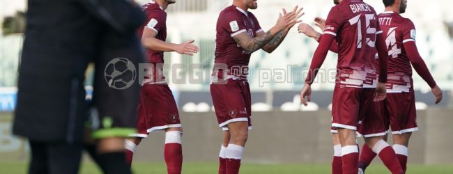 Pescara-Reggina 0-2, gli amaranto firmano il blitz all’Adriatico: il tabellino