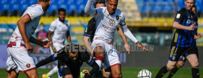 Reggina, Folorunsho: “Sprecate molte occasioni ma il pari credo sia giusto”