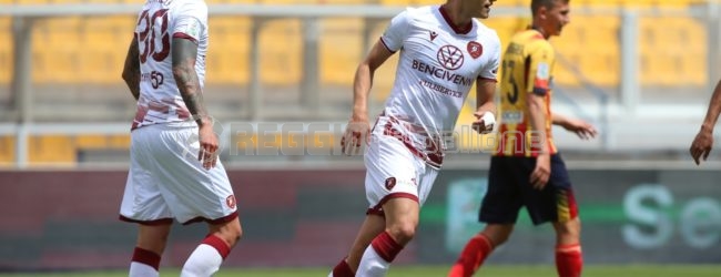 Dallo spettacolo del Via del Mare agli applausi per gli amaranto: le ”cinque verità” di Lecce-Reggina