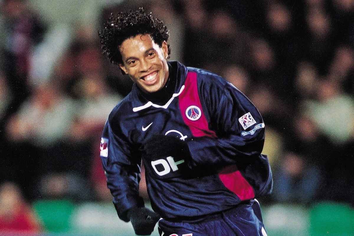 Ronaldinho 45 anni cosa ha fatto in campo